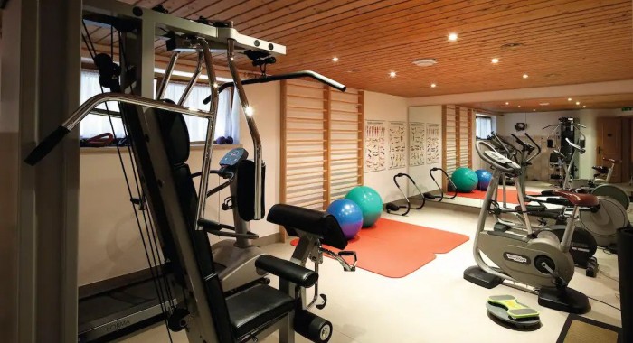 Hotel Omesberg, Lech ski chalet, image 4